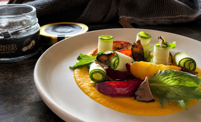 Giardino d'Estate, ricetta Light Gourmet con crema di carote, pesche grigliate, zucchine e Carpaccio di Tartufo