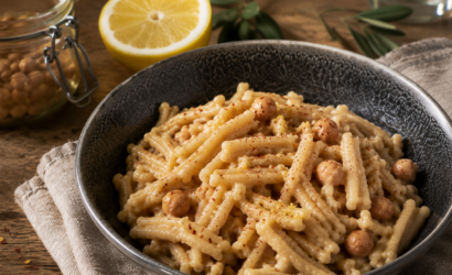 Pasta e ceci al limone con crema di ceci, Limone Nero e Crema di Peperoncino
